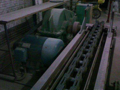 異型鋼管廠車(chē)間展示